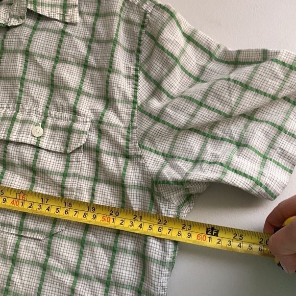 Croft & barrow mens quick dry button up shirt size M  cream green plaid pockets - Picture 9 of 11